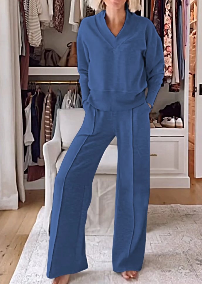 💥Women's Solid Color V-neck Top & Pants Two-piece Set(Free Shipping)